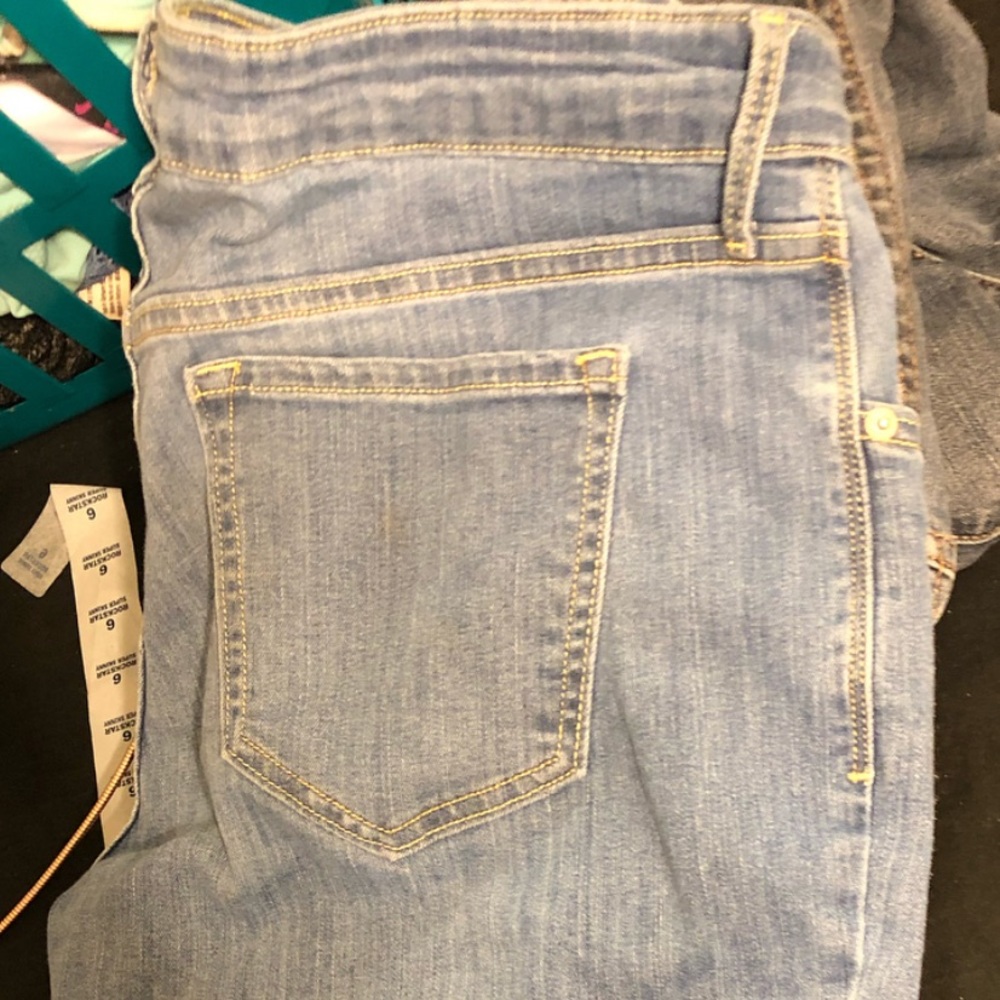 Jeans - Picture 3 of 3